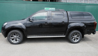 Hardtop Aeroklas Primer Isuzu Dmax 2012-2020 Double Cab sur Xperts4x4 Accessoires 4x4 Off-Road