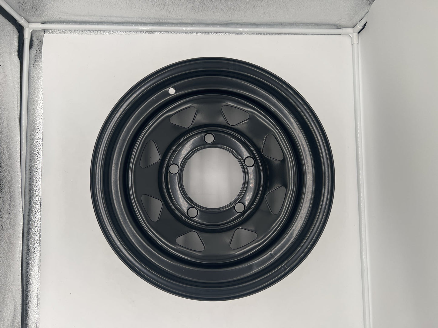 Jante Acier Land Rover Defender 90/110/130 | GOSS sur Xperts4x4 Accessoires 4x4 Off-Road