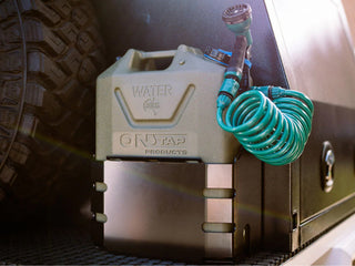 Support Jerry Can 22L ONTAP Noir Fixation 4x4 Robuste sur Xperts4x4 Accessoires 4x4 Off-Road