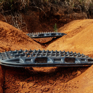 Plaque à Sable MAXTRAX LITE - Noire (Vendue par paire) sur Xperts4x4 Accessoires 4x4 Off-Road