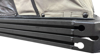 Tente de Toit The Bush Company Clamshell LX27 - Ultra Légère et Performante sur Xperts4x4 Accessoires 4x4 Off-Road