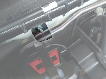 Kit support boitier relais treuil dans compartiment moteur Jimny 2018+ N4-Offroad sur Xperts4x4 Accessoires 4x4 Off-Road