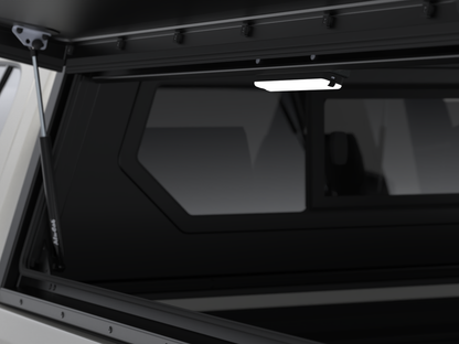Hardtop Alu-Cab Contour Toyota Hilux 2016 à Présent sur Xperts4x4 Accessoires 4x4 Off-Road