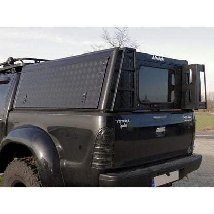 Hardtop Alu-Cab Explorer 3 Toyota Hilux 2016 à Présent sur Xperts4x4 Accessoires 4x4 Off-Road