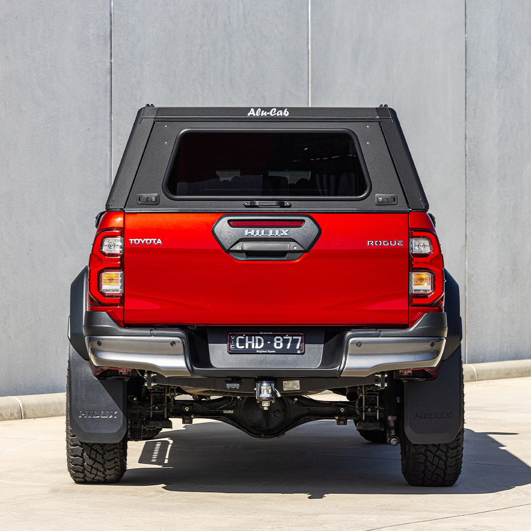 Hardtop Alu-Cab Explorer 3 Toyota Hilux 2016 à Présent sur Xperts4x4 Accessoires 4x4 Off-Road