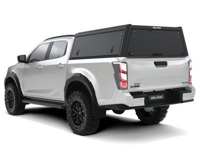 Hardtop Alu-Cab "Guard" pour Isuzu D-Max 2020+ Double-Cab, en aluminium, installé sur le véhicule.