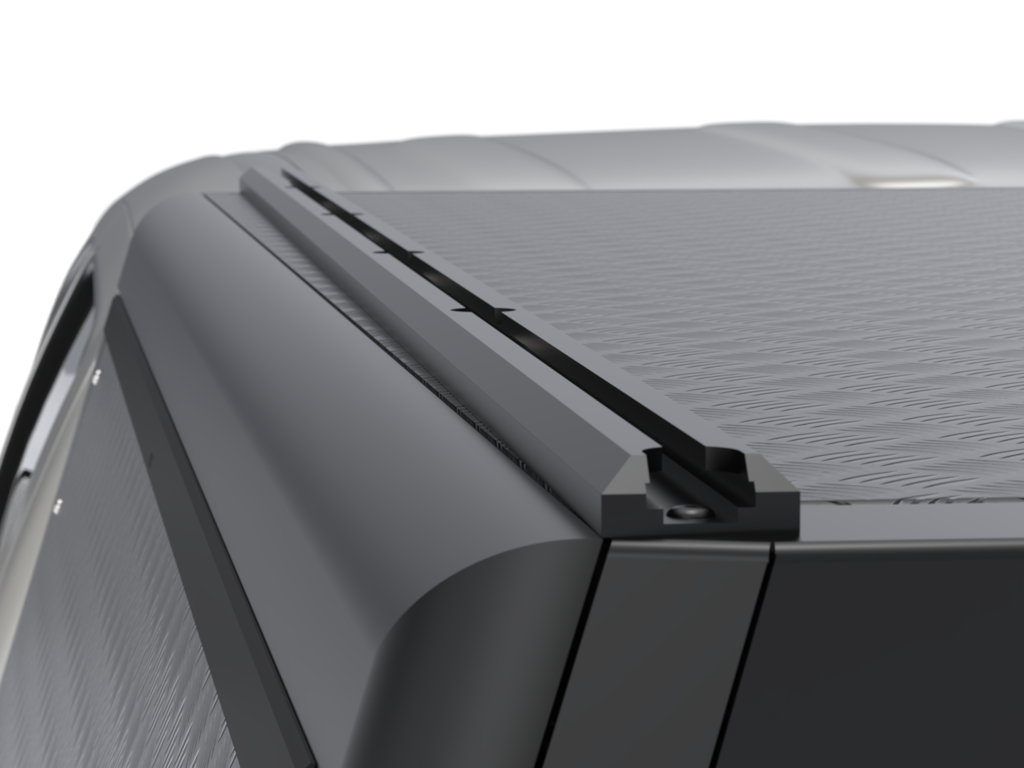 Hardtop Alu-Cab "Guard" pour Toyota Tacoma 2016-2023, texture résistante, en aluminium robuste, installation facile.