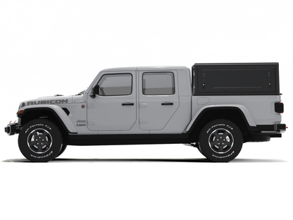 Hardtop en aluminium noir pour Jeep Gladiator JT 2019+ de la marque Alu-Cab, modèle Contour, robuste et résistant.