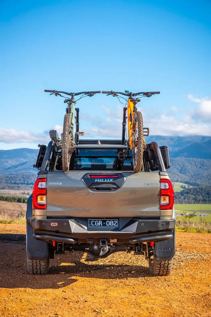 Support de benne ARB 4x4 avec galerie de toit Baserack pour Ford Raptor 2023+ Double Cab, support robuste et pratique.