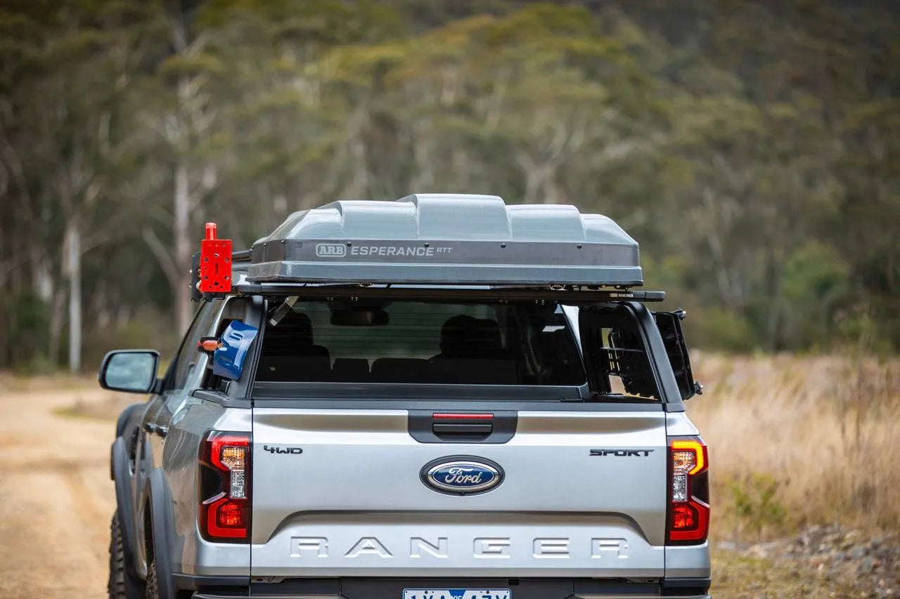 Support de benne ARB pour Ford Ranger 2023+ Double Cab avec galerie de toit, robuste et adapté à la charge.
