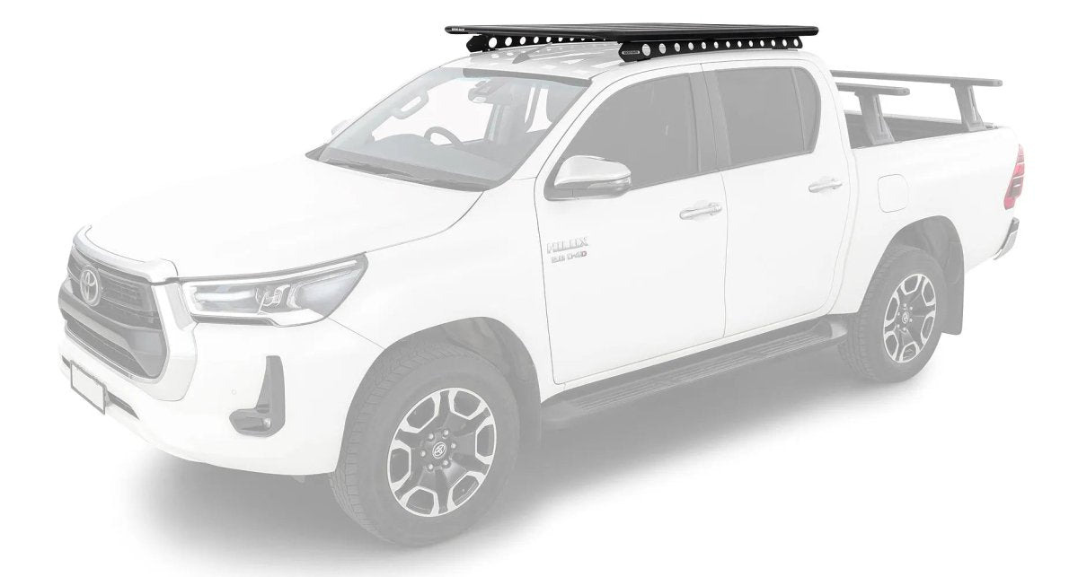 Kit galerie et Backbone RHINO-RACK présenté sur Toyota Hilux REVO blanc