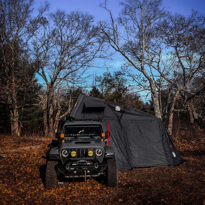Annexe de tente de toit XL GO OVERLAND CANADA, espace de vie 4x4, adaptée pour tentes de toit, en plein air.