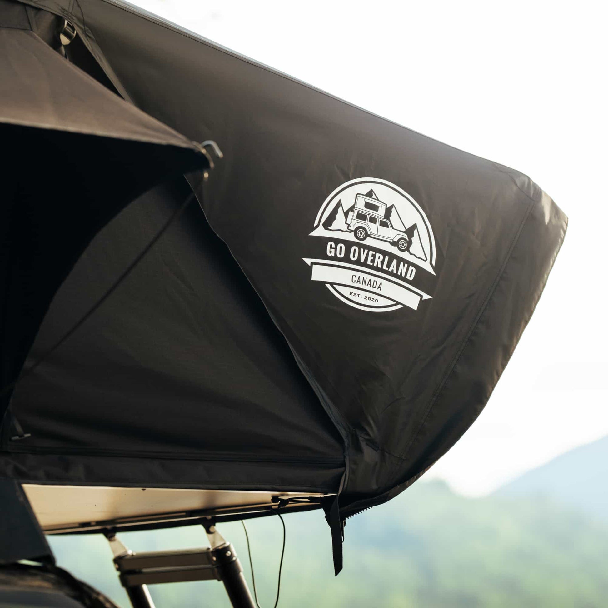 Tente de Toit Expedition XL Go Overland Canada – 4 à 5 Places sur Xperts4x4 Accessoires 4x4 Off-Road