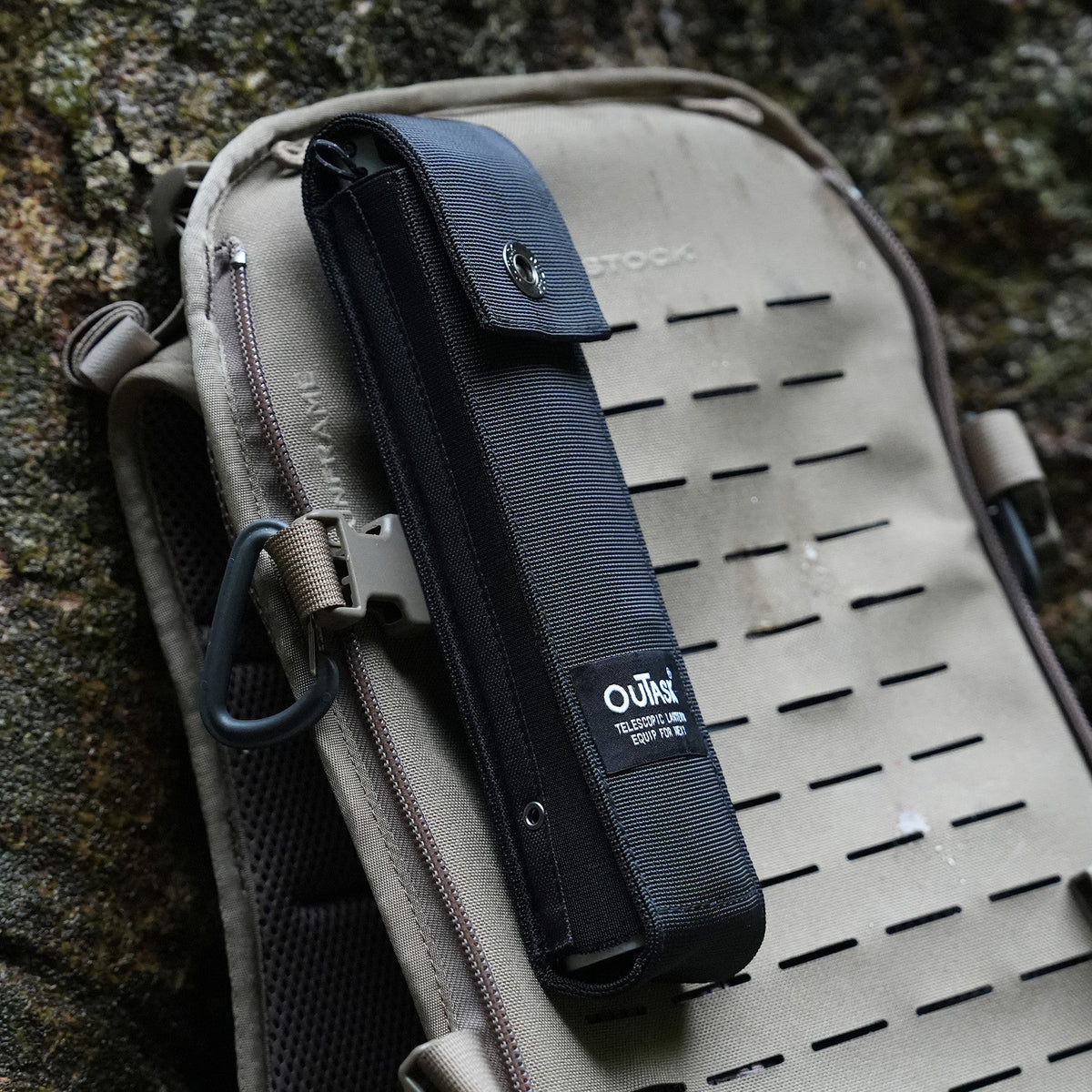 Housse rembourrée pour lampe TD-2 vert armée | OUTASK Xperts 4x4