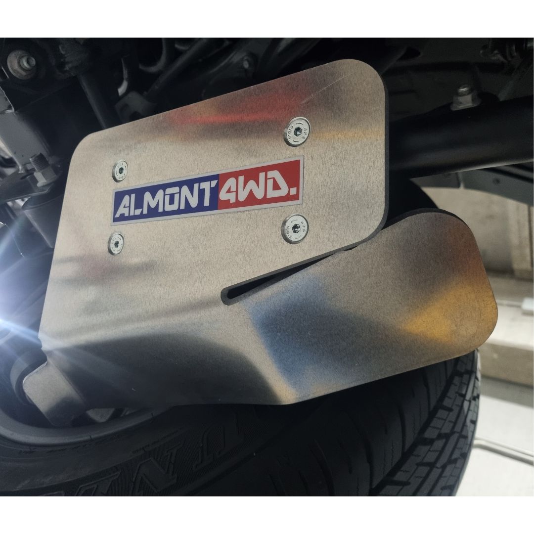 Kit de blindages d’amortisseurs arrière HEAVY DUTY 8 mm TOYOTA Land Cruiser J250 2024 | ALMONT4WD Xperts 4x4