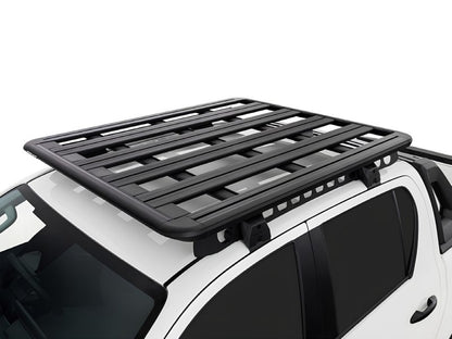 Galerie RHINO-RACK Pioneer 6 sur Toyota Hilux vue de trois quarts en hauteur