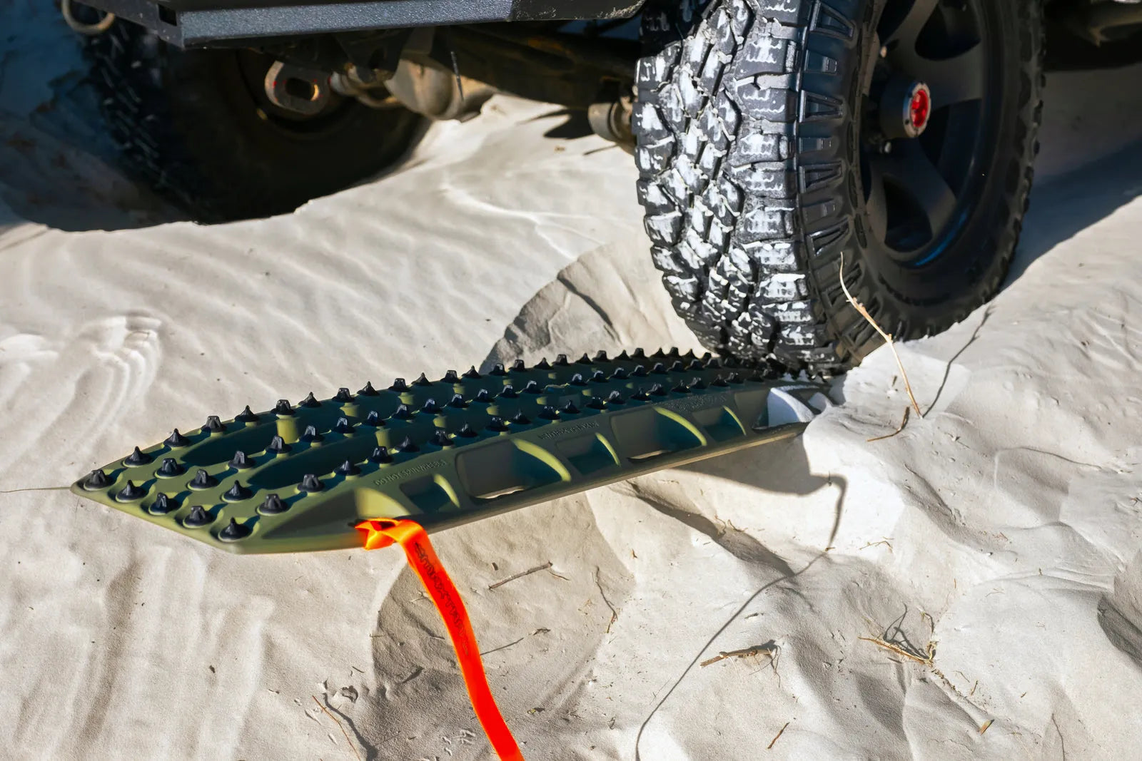Plaques à Sable MAXTRAX XTREME 4x4 (paire) sur Xperts4x4 Accessoires 4x4 Off-Road