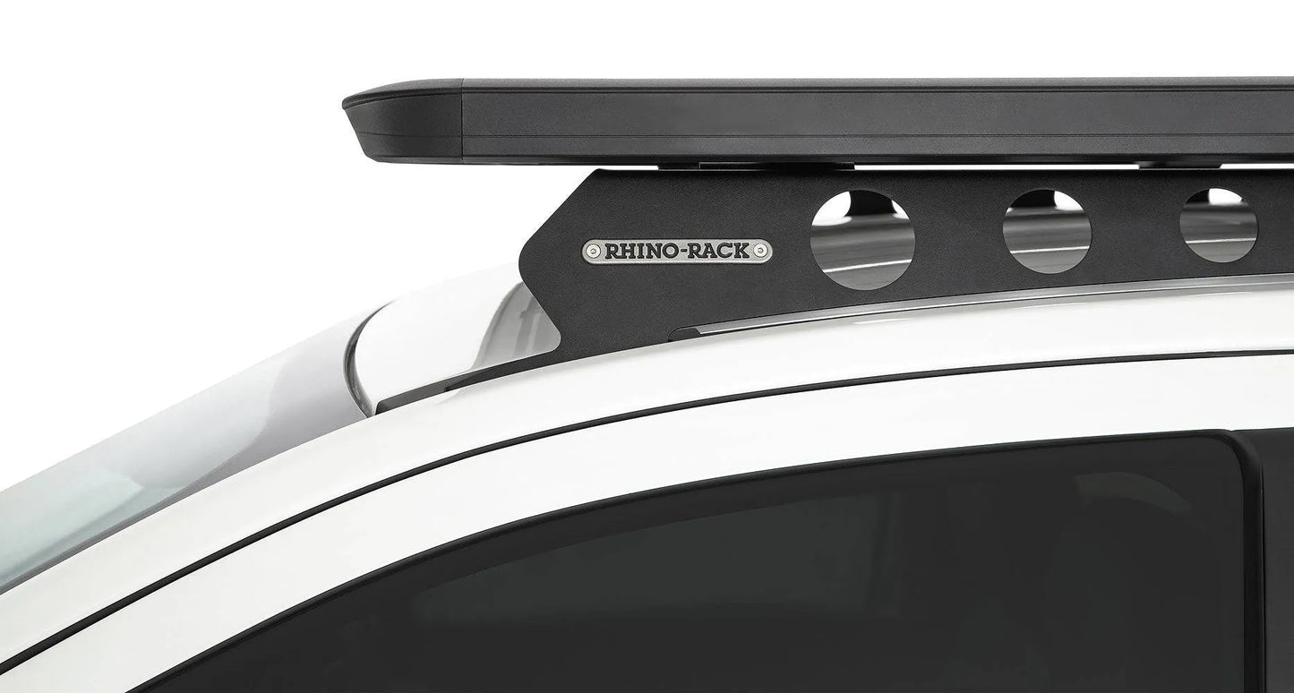 Kit galerie de toit Rhino-Rack Backbone pour Ford Ranger Raptor 2023+, comprenant barres et supports robustes.
