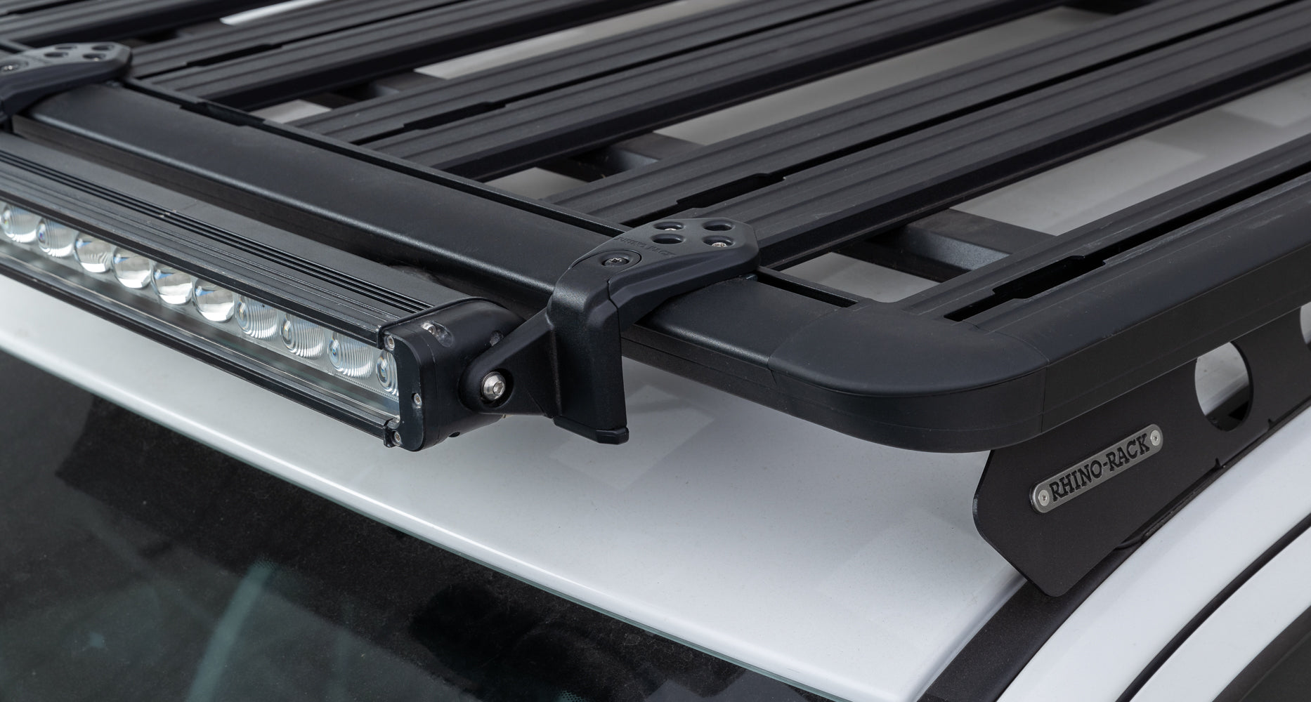 Kit installation rapide Rhinorack - pour Galerie/barre sur Xperts4x4 Accessoires 4x4 Off-Road