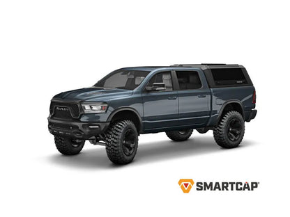 Hardtop RSI EVO SPORT pour Dodge RAM 1500 2009 à présent, finition noire, fixation robuste, vue de côté.