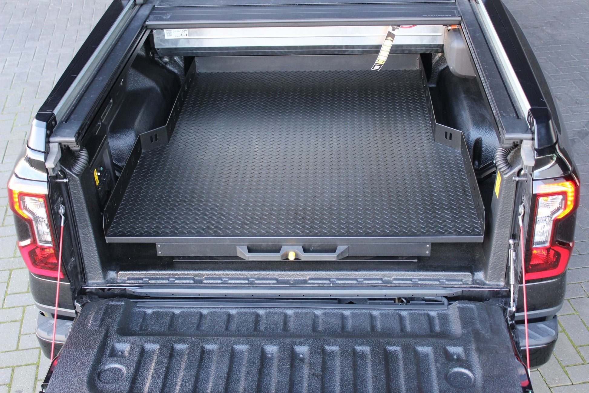 Plateau Coulissant RUUUD VW Amarok 2010-2022 Double Cab sur Xperts4x4 Accessoires 4x4 Off-Road