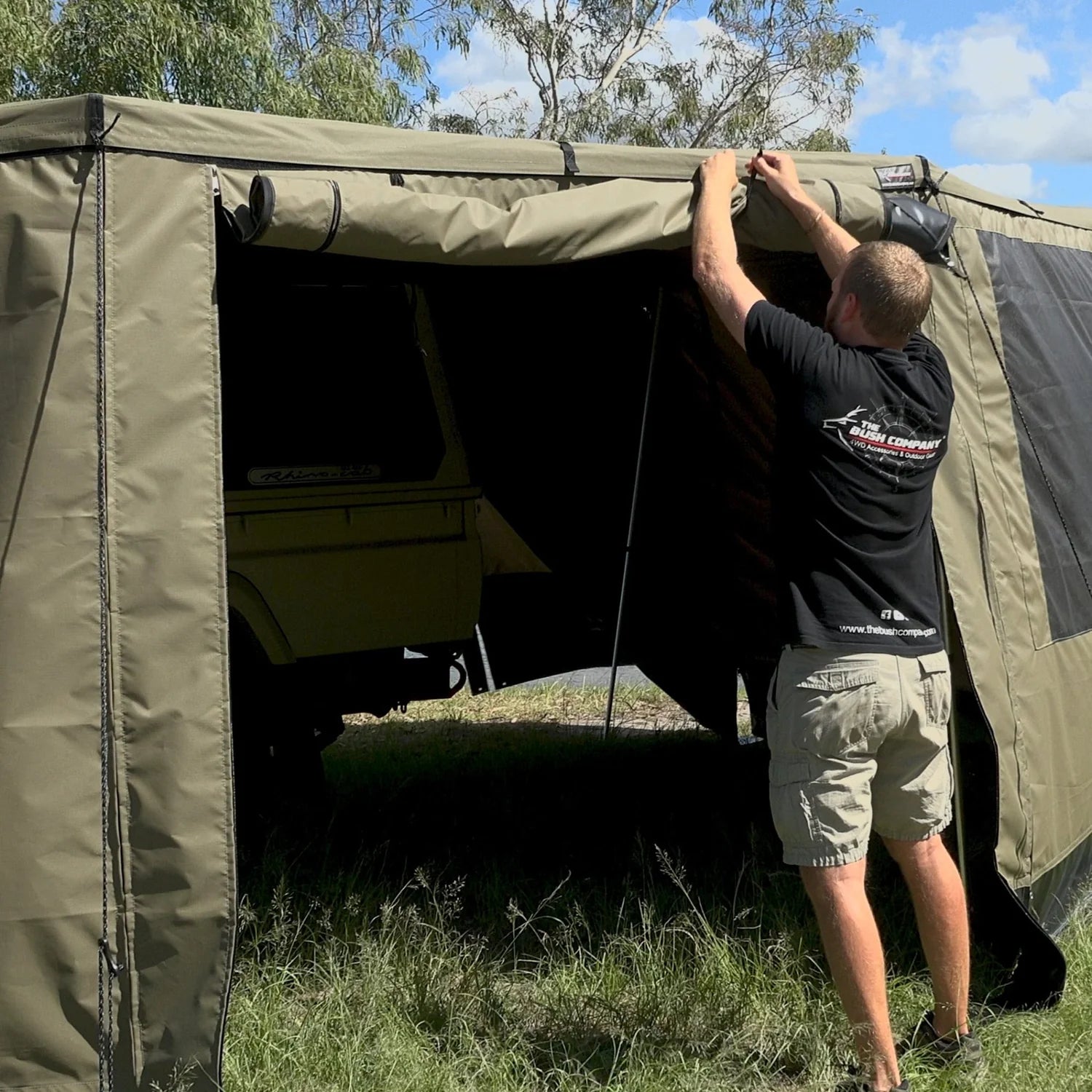 Kit Murs Latéraux pour Auvent 270° XT MAX - The Bush Company sur Xperts4x4 Accessoires 4x4 Off-Road