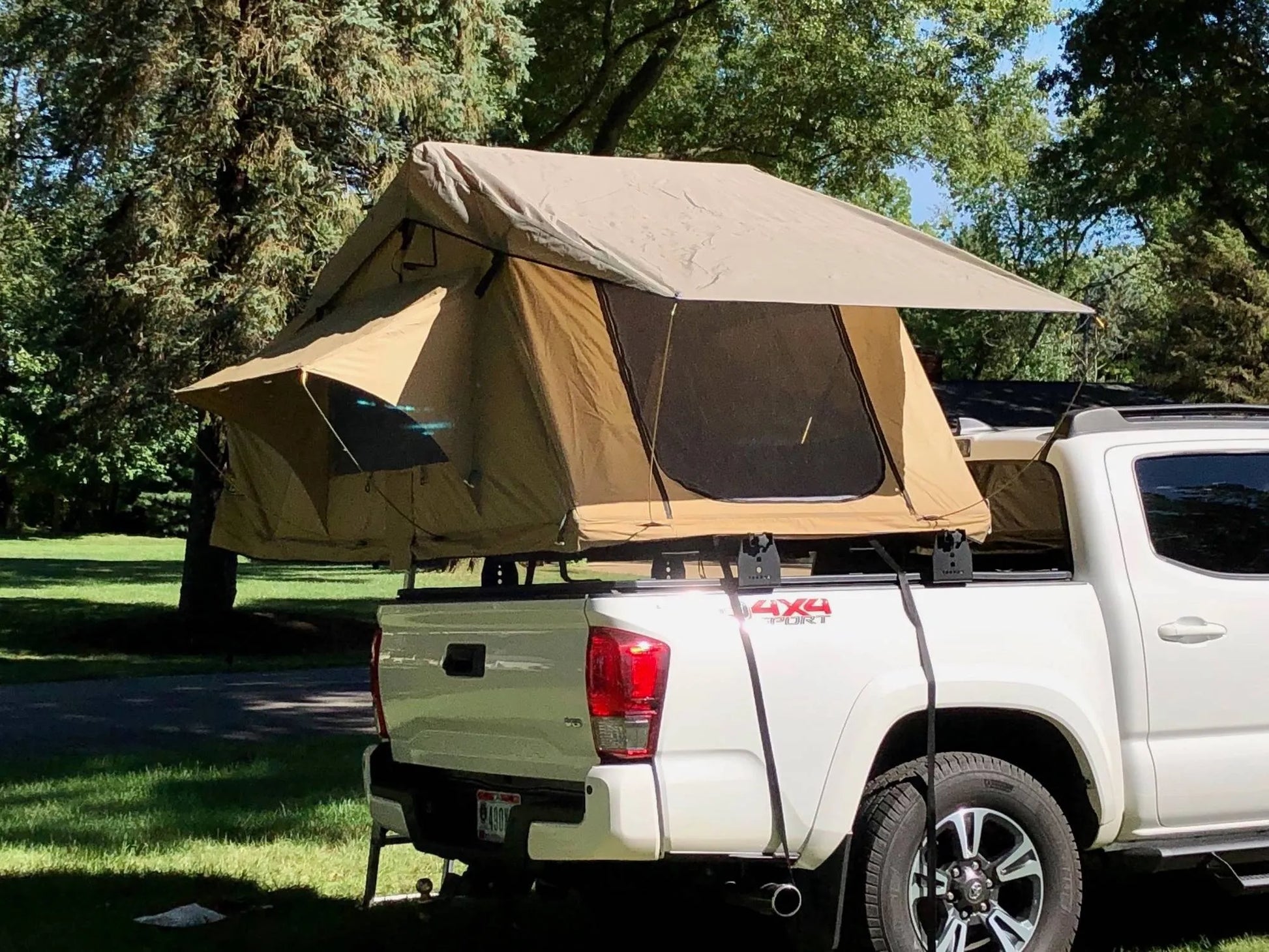 Tente de toit TJM Yulara 2400 x 1200 mm (+Annexe en Option) sur Xperts4x4 Accessoires 4x4 Off-Road