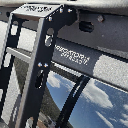 Échelle latérale Toyota LC300 (2021+) Predator Offroad sur Xperts4x4 Accessoires 4x4 Off-Road