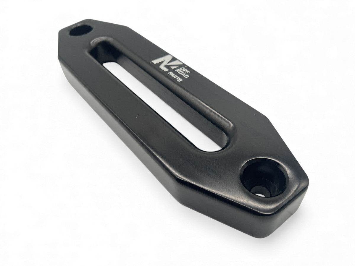 Ecubier aluminium noir pour corde de treuil synthétique N4-Offroad sur Xperts4x4 Accessoires 4x4 Off-Road