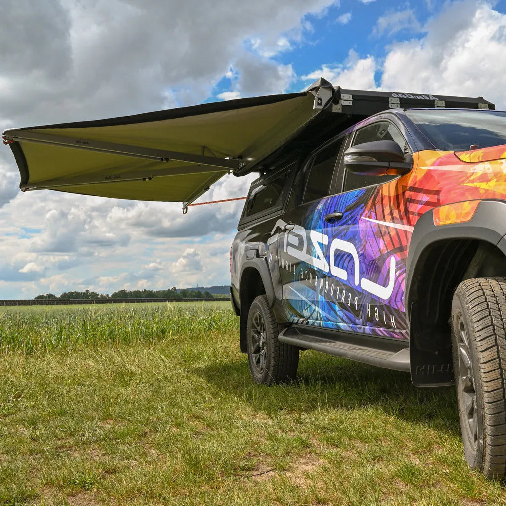 Auvent 180° 2.6m Autoportant Alu-Cab sur Xperts4x4 Accessoires 4x4 Off-Road