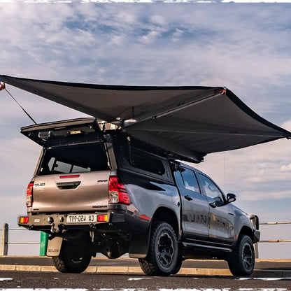 Auvent 180° 2.6m Autoportant Alu-Cab sur Xperts4x4 Accessoires 4x4 Off-Road