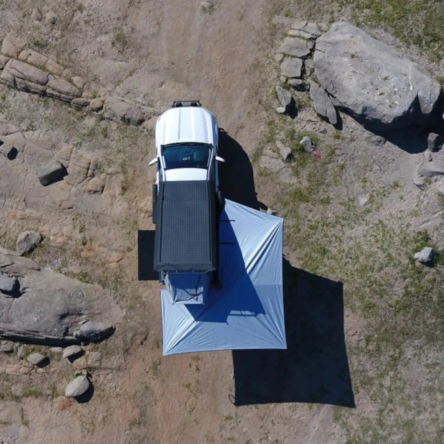 Auvent 270° Alu-Cab - 2,6m | Autoportant & Résistant sur Xperts4x4 Accessoires 4x4 Off-Road