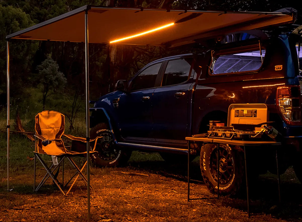 Auvent Touring ARB | 2500x 2500mm + Led Integree sur Xperts4x4 Accessoires 4x4 Off-Road