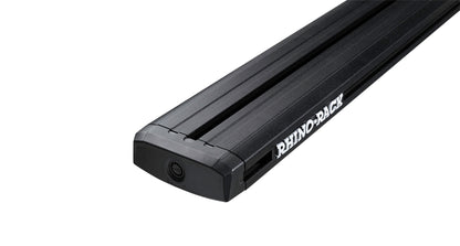 Kit de 2 barres de toit et 4 traversales RHINO-RACK pour Dodge Ram 2500/3500 Gen IV, montés sur le toit du véhicule.