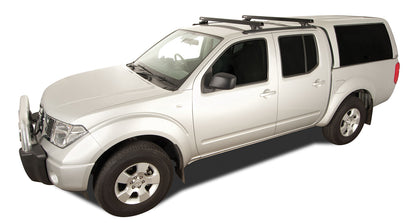 Kit 2 barres de toit noire 1375mm Heavy Duty RLTP Trackmount Nissan Navara D40 2005-2015 - RHINO-RACK sur Xperts4x4 Accessoires 4x4 Off-Road
