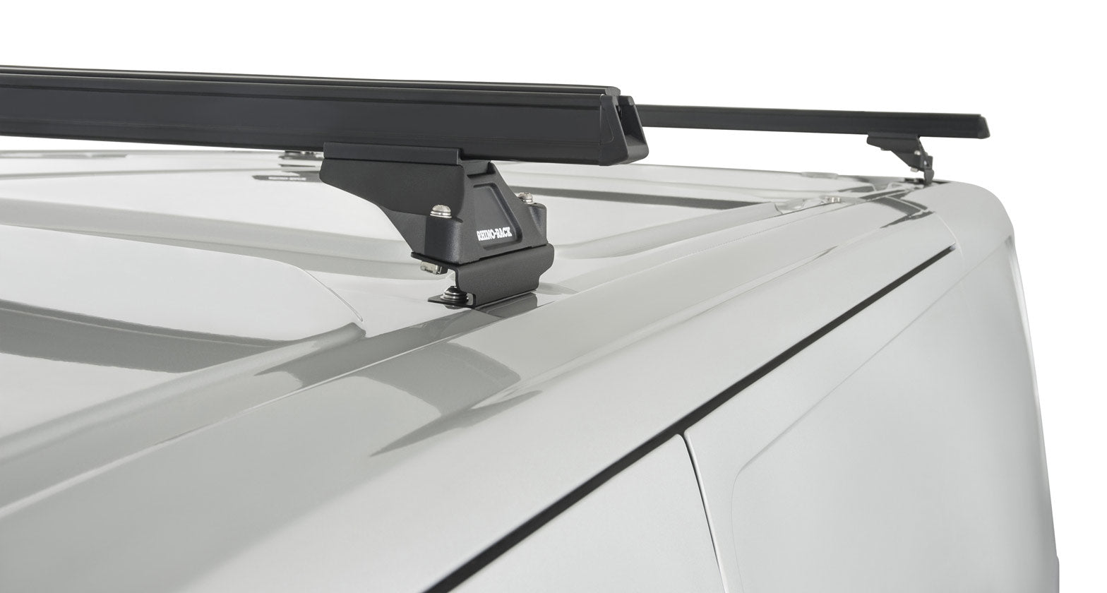 Kit 2 barres de toit noire Heavy Duty avec pieds RLTP Ford Transit Custom 2014+ - RHINO-RACK sur Xperts4x4 Accessoires 4x4 Off-Road