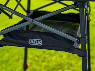 Table Pliante  ARB Pinnacle Compacte sur Xperts4x4 Accessoires 4x4 Off-Road