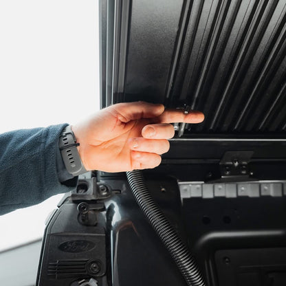 Couvre Benne Ford Ranger 2023+ | Mountain Top EVOm Manual | Double Cab sur Xperts4x4 Accessoires 4x4 Off-Road