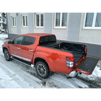 Rideau de Benne Manuel Mountain Top EVOm – Mitsubishi L200 2019+ Double Cab sur Xperts4x4 Accessoires 4x4 Off-Road