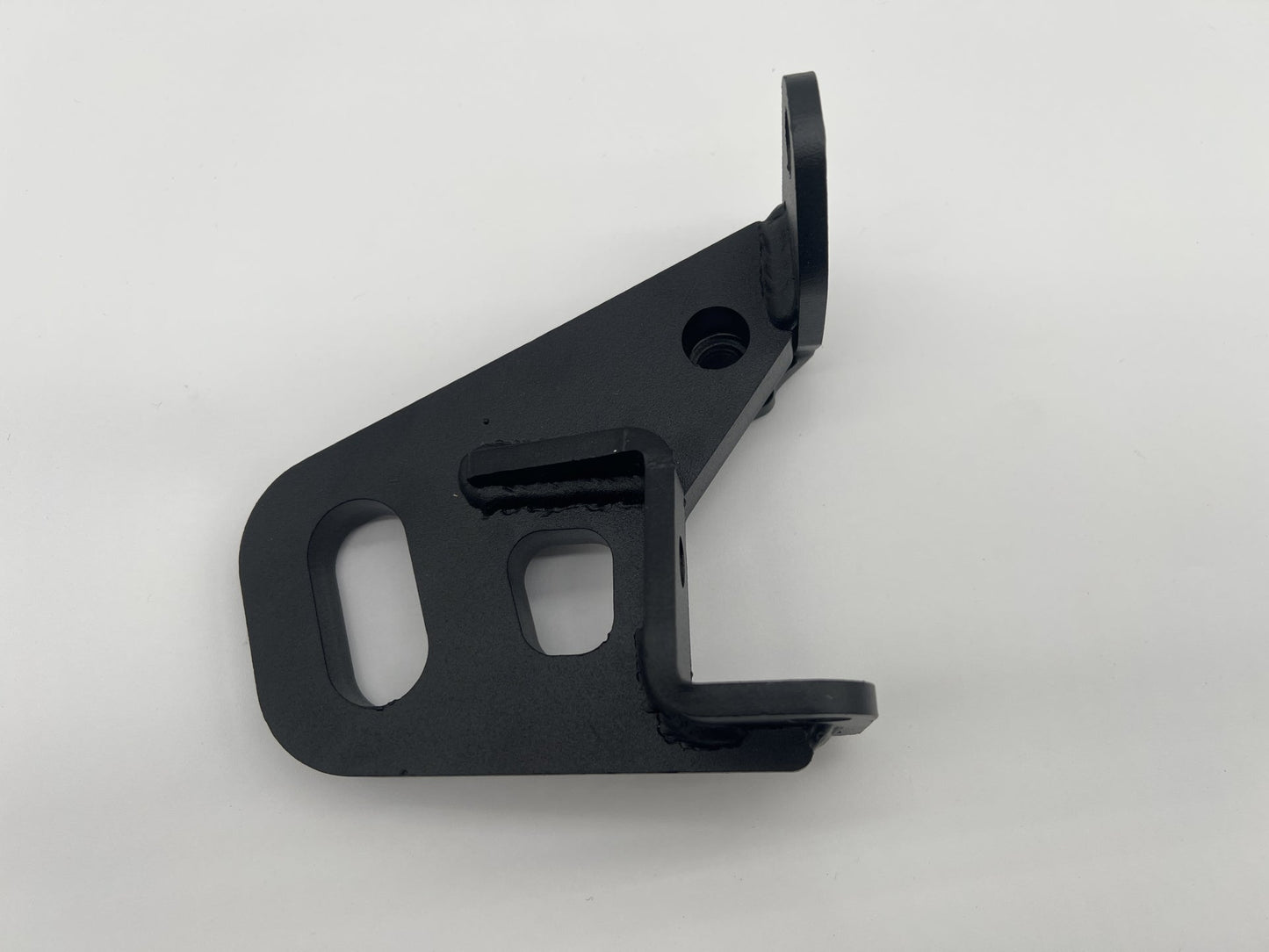 Anneau de remorquage Avant pour Mercedes Sprinter W906 W907 N4-Offroad sur Xperts4x4 Accessoires 4x4 Off-Road