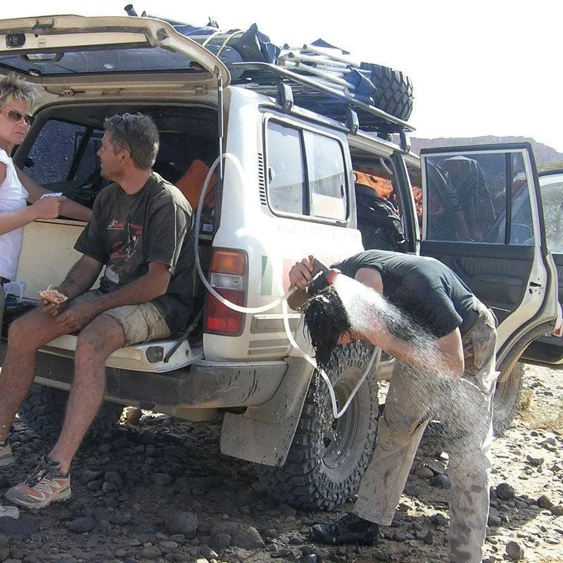 Malette de Douche / Brumisation en 12V - CARFLO sur Xperts4x4 Accessoires 4x4 Off-Road