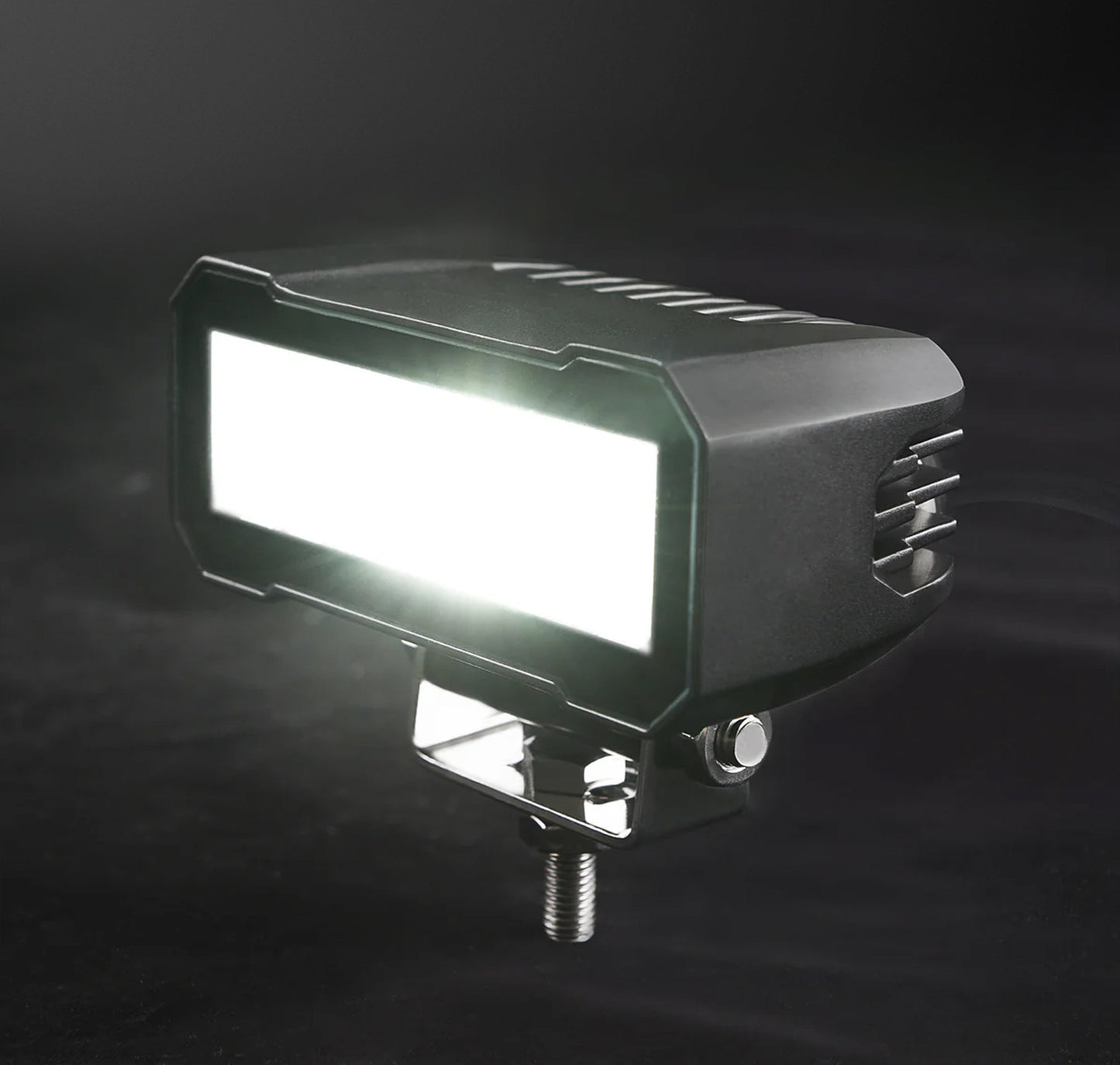Feu de Recul LED Lumidrive CUBO DRIVE – Puissance & Sécurité sur Xperts4x4 Accessoires 4x4 Off-Road
