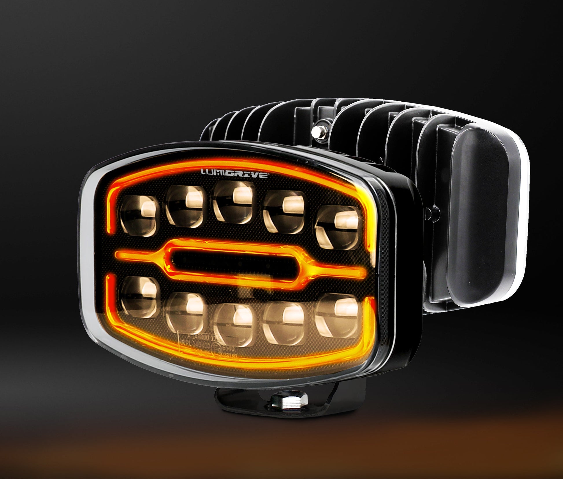 Feu de Route LED LUMIDRIVE Perceptor 10 - Éclairage Haute Puissance sur Xperts4x4 Accessoires 4x4 Off-Road