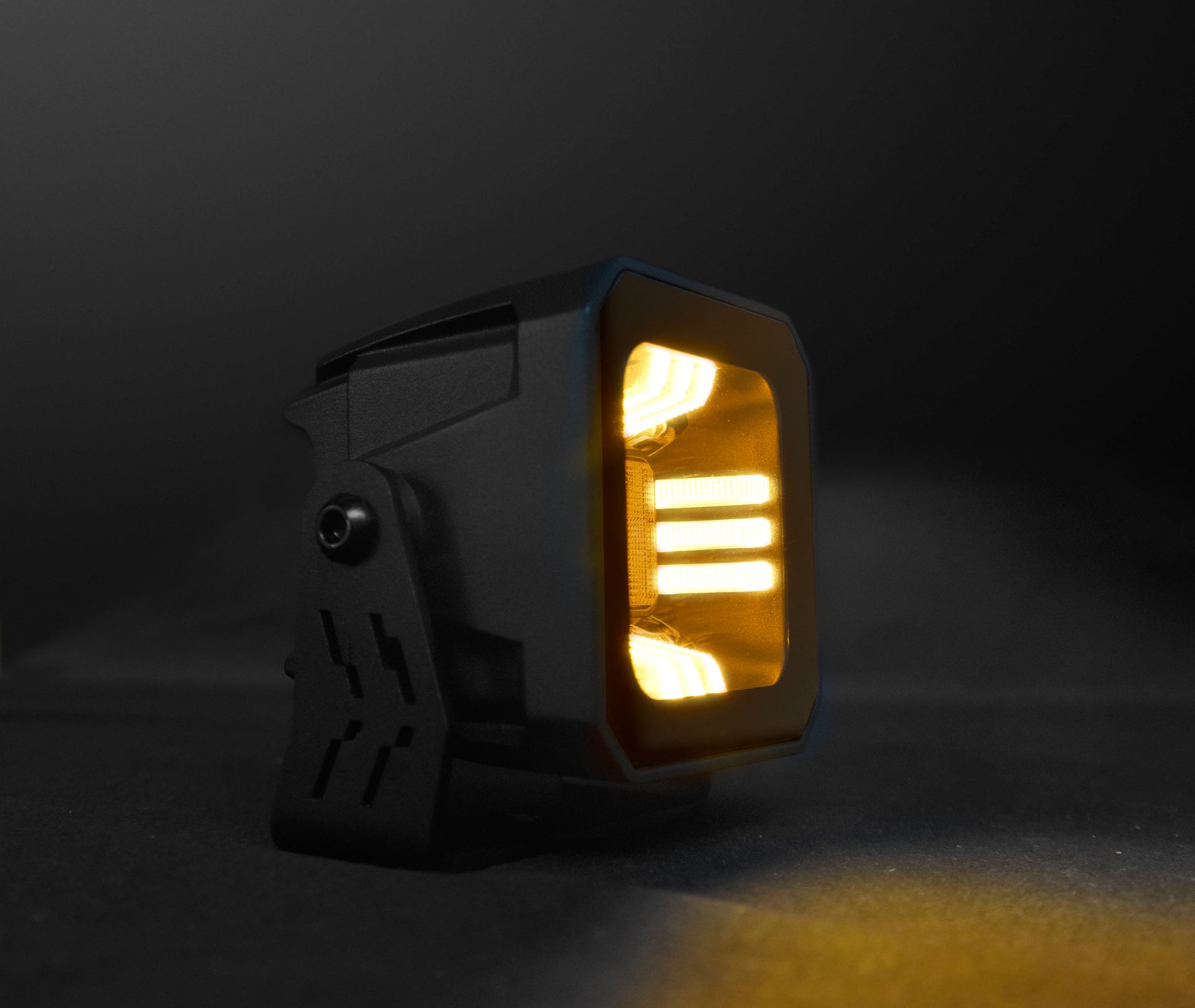 Feux de conduite LED LUMIDRIVE Dark Drive - Puissance & Style sur Xperts4x4 Accessoires 4x4 Off-Road