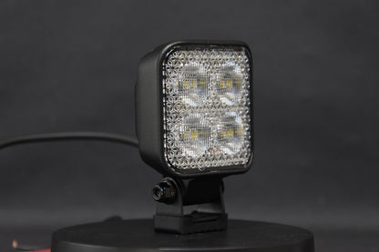 Feux de Travail LED Lumidrive Panoramax - Puissance & Étanchéité sur Xperts4x4 Accessoires 4x4 Off-Road
