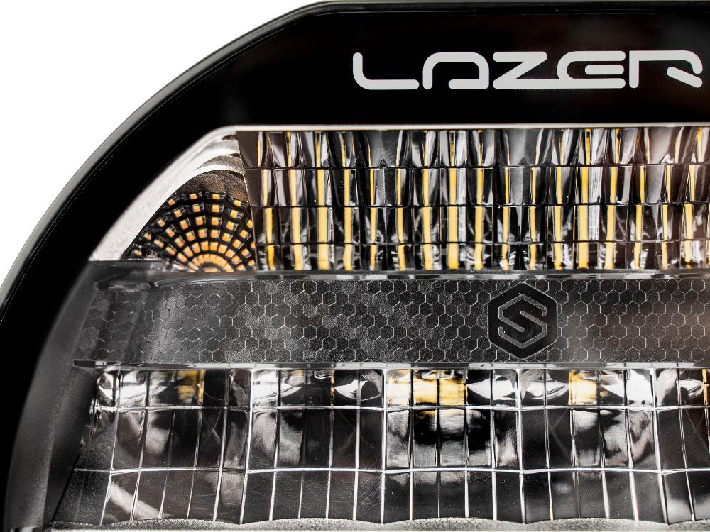 Longue portée LED LAZER LAMPS Sentinel 9 Elite Noir sur Xperts4x4 Accessoires 4x4 Off-Road