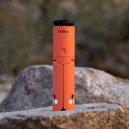 OuTask Lampe Télescopique LED Outdoor 720° - Orange sur Xperts4x4 Accessoires 4x4 Off-Road