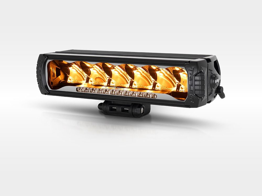 Projecteur LED LAZER LAMPS Triple-R 850 - avec feux de position sur Xperts4x4 Accessoires 4x4 Off-Road