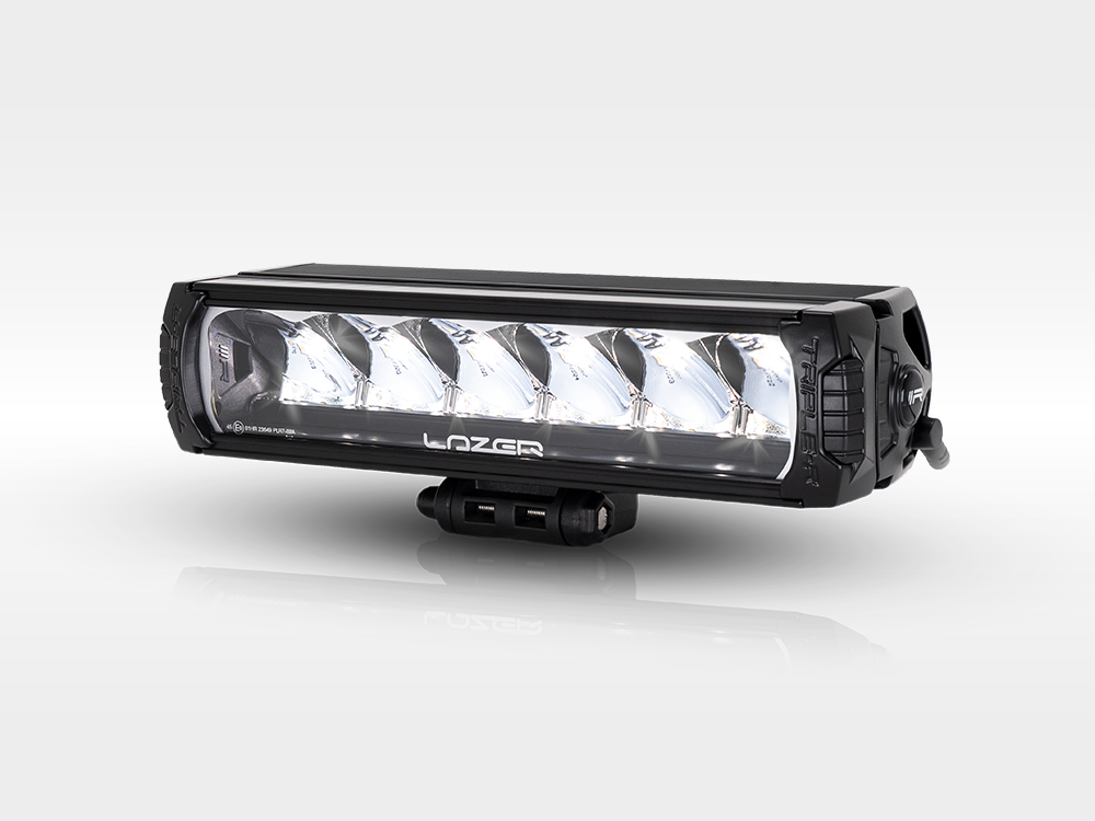 Projecteur LED LAZER LAMPS Triple-R 850 - avec feux de position sur Xperts4x4 Accessoires 4x4 Off-Road