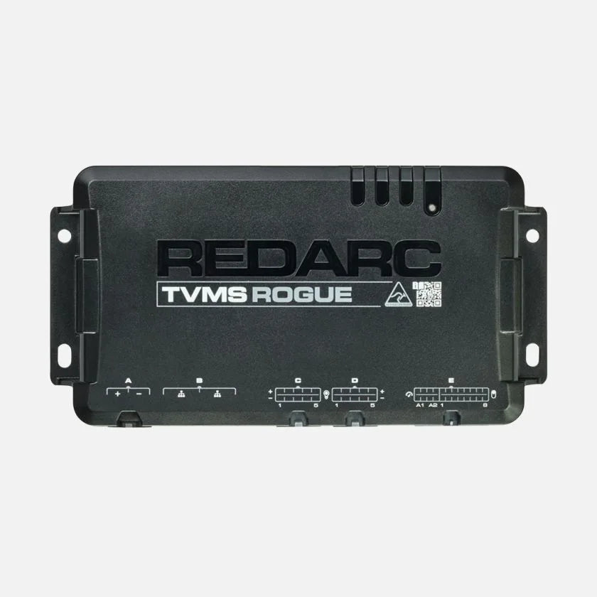 Système de gestion de batterie REDARC SOLI BCDC Alpha50R avec écran TVMS Rogue pour énergie et autonomie.